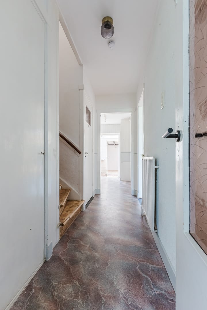 Tussenwoning te koop: Willem Buyslaan 4, Haarlem