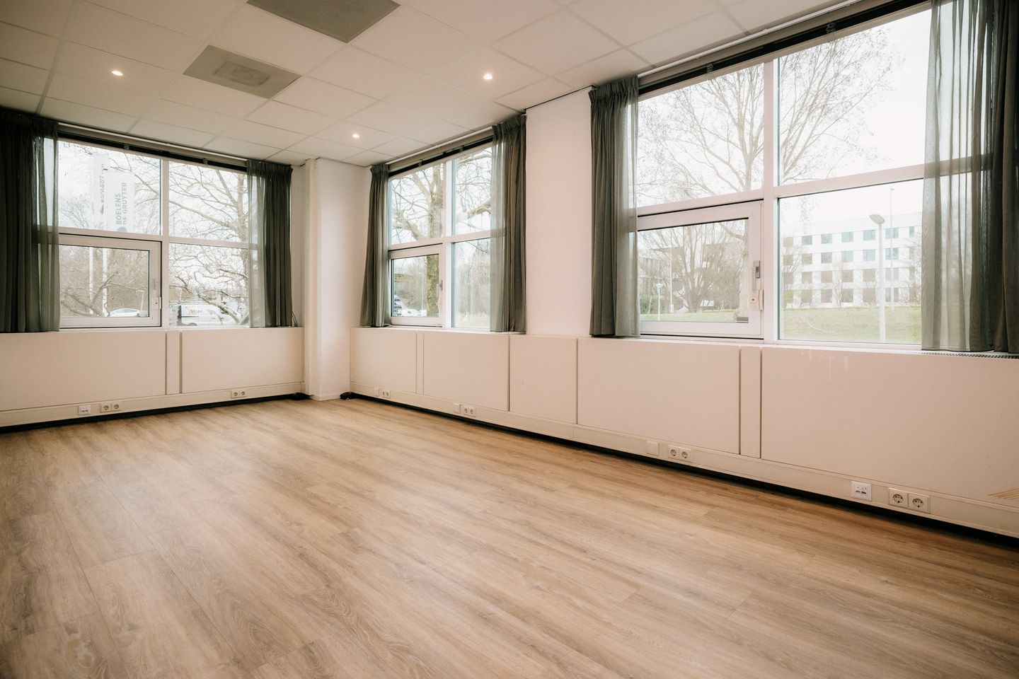Bekijk foto 4 van Overschiestraat 184