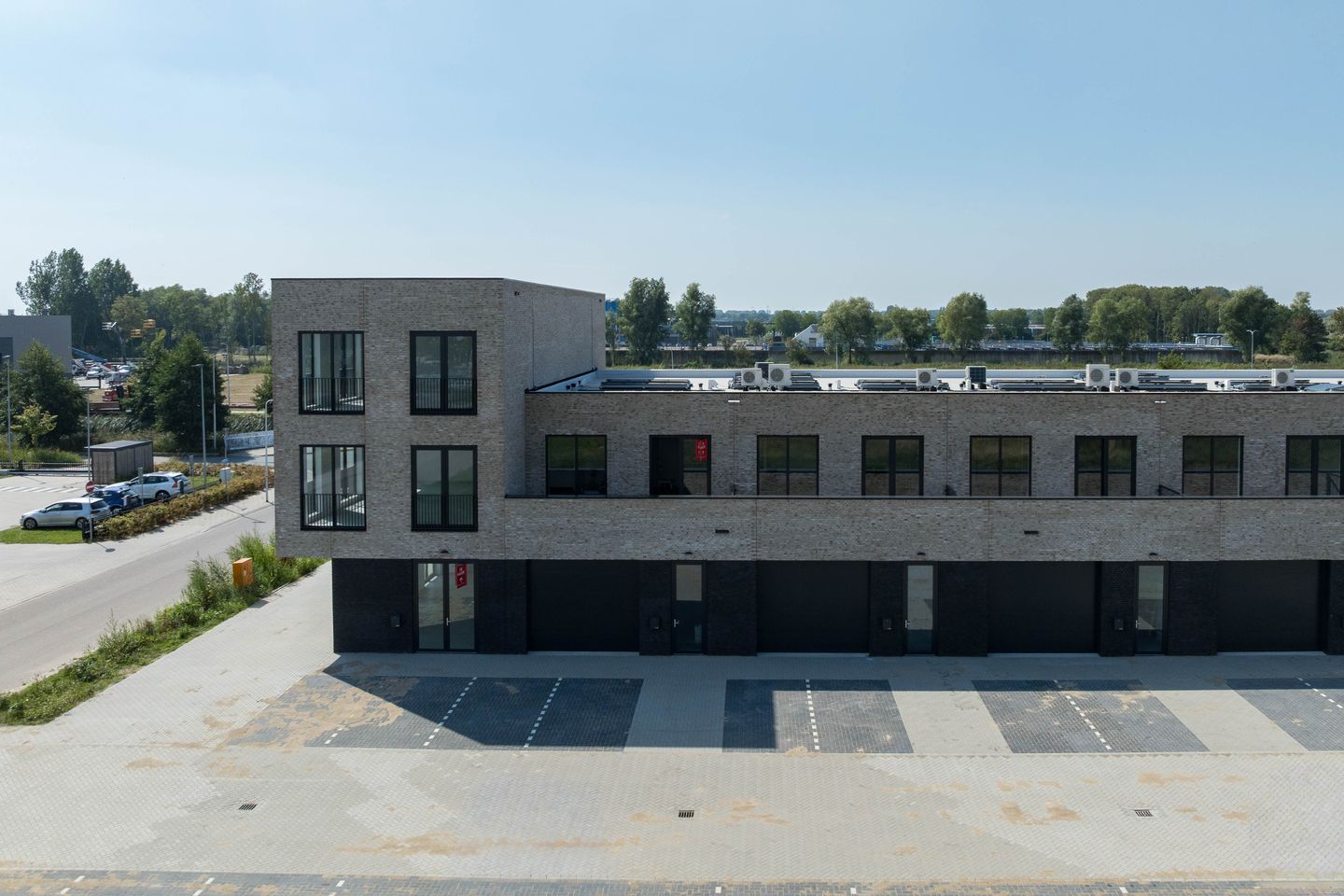 Bekijk foto 1 van Andersonweg 2-17