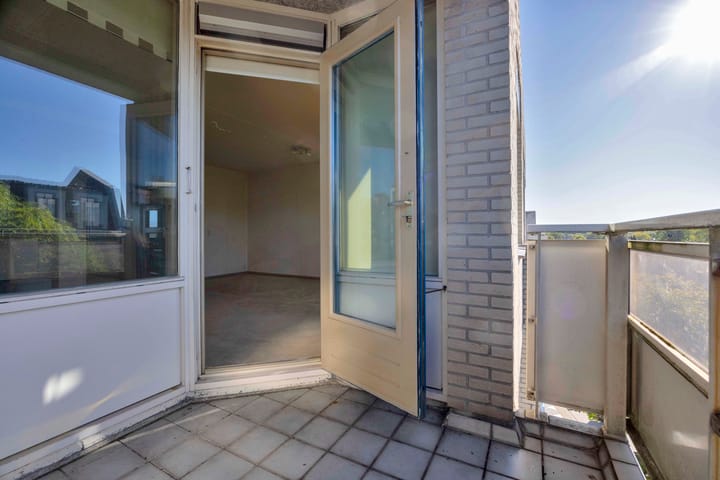Appartement te koop: Van Boetzelaerstraat 37, Alphen Aan Den Rijn