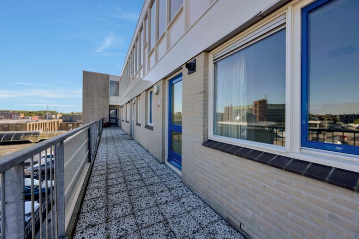 Appartement te koop: Van Boetzelaerstraat 37, Alphen Aan Den Rijn