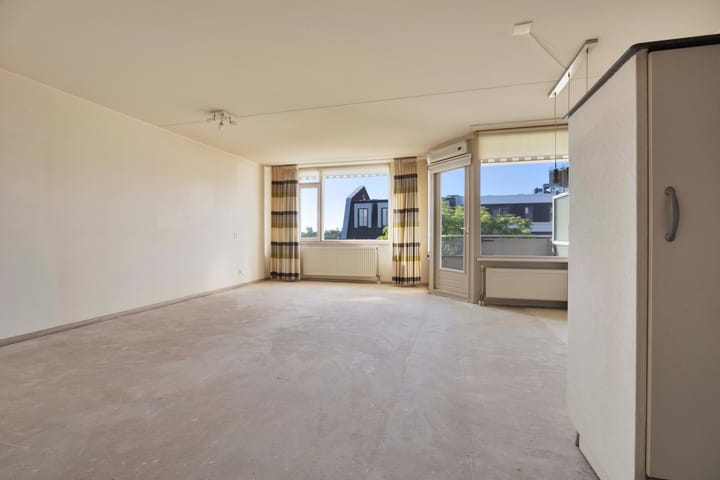 Appartement te koop: Van Boetzelaerstraat 37, Alphen Aan Den Rijn