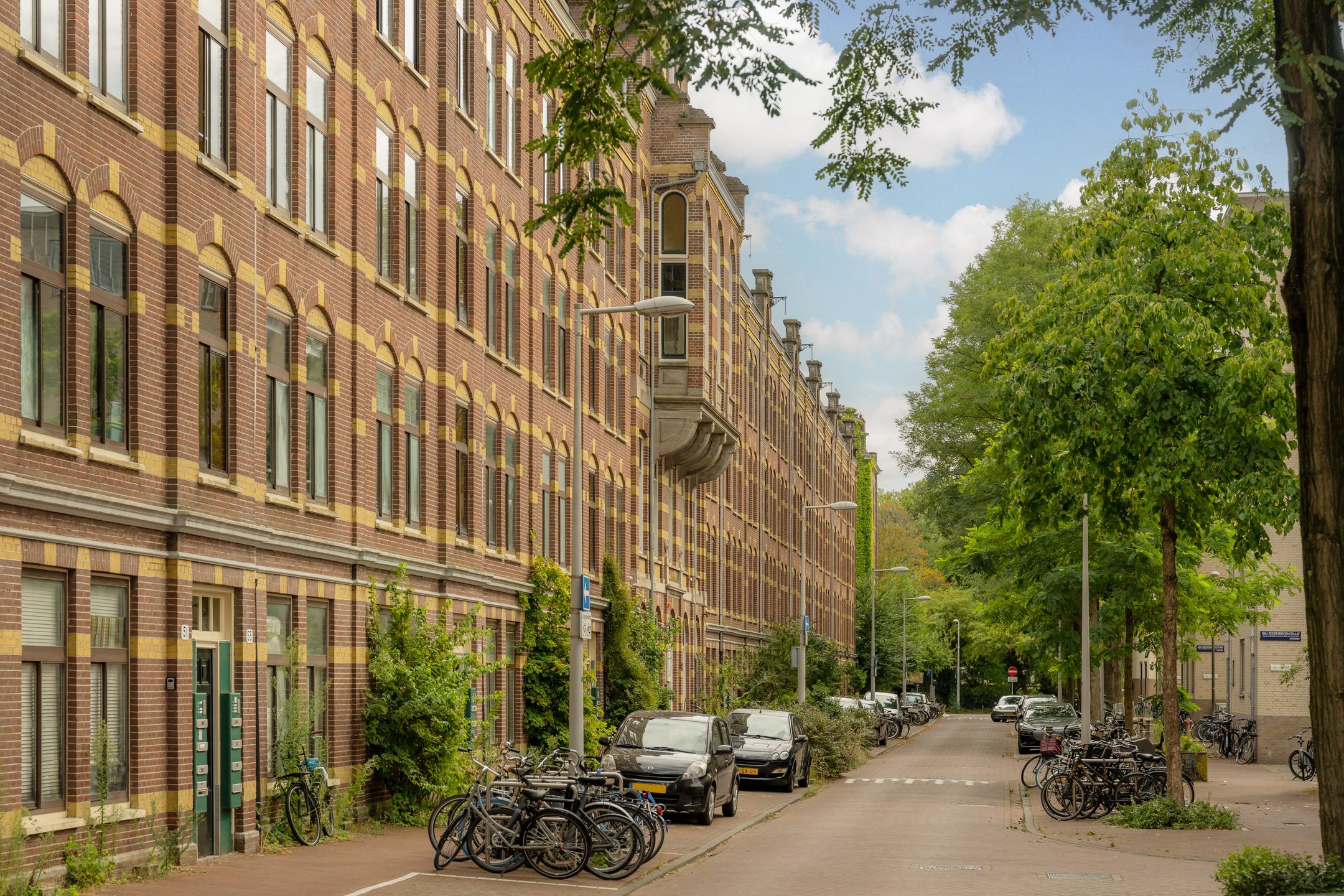 Foto 36 van Van Reigersbergenstraat 55-H