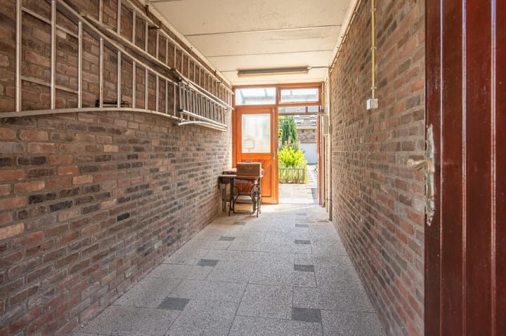 Vrijstaande woning te koop: Norbertijnenstraat 11, Geleen