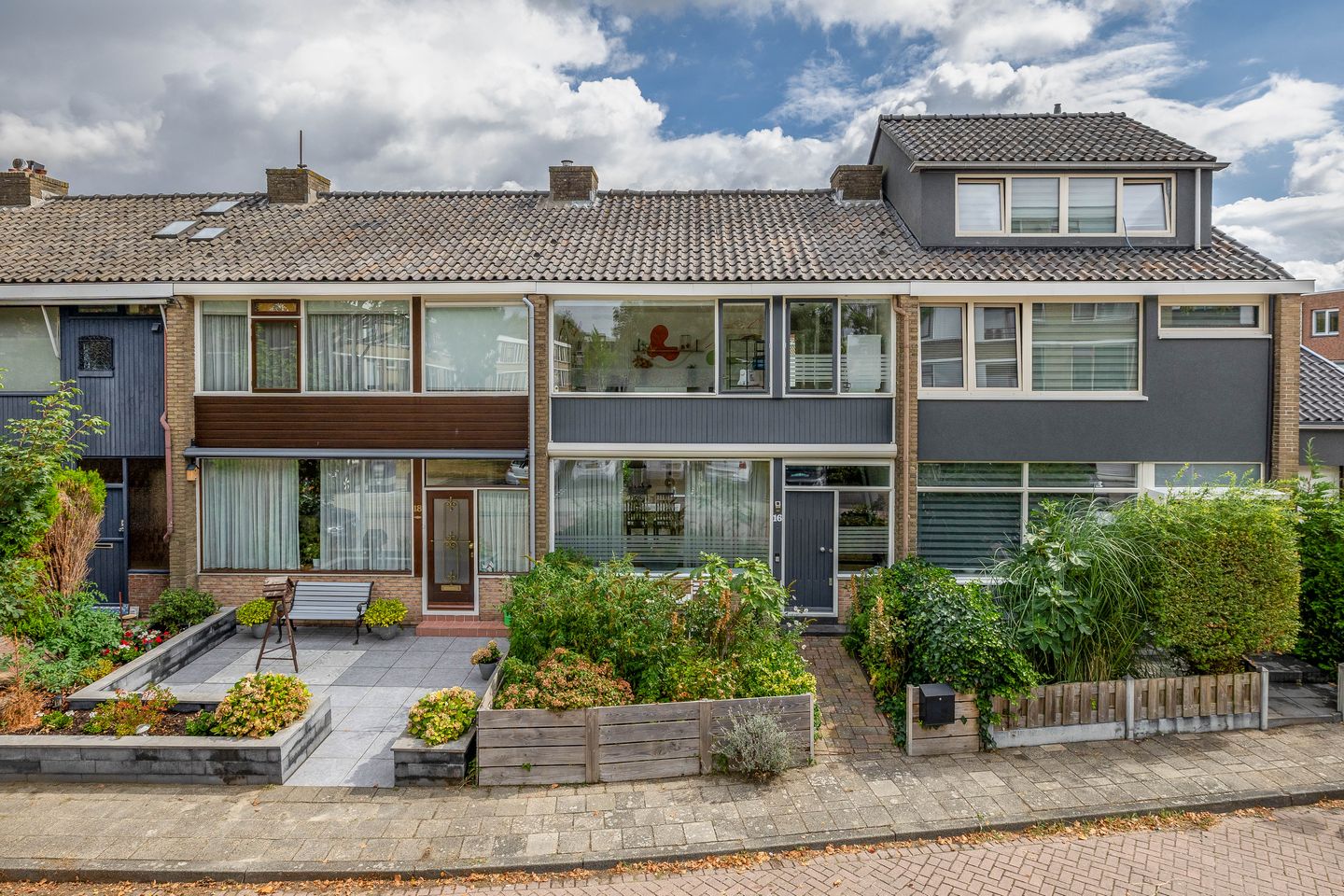 Photo 1 of Paulus Potterstraat 16