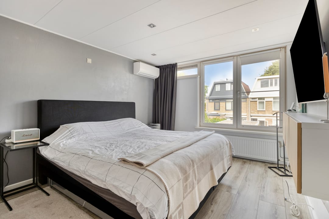 Photo 13 of Schiestraat 6