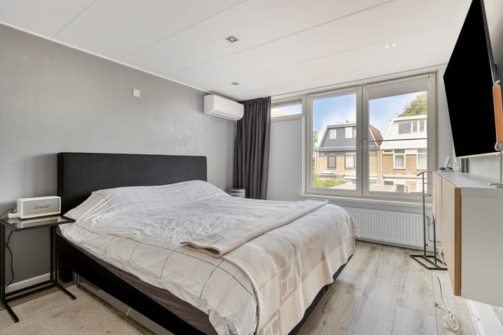 Tussenwoning te koop: Schiestraat 6, Purmerend