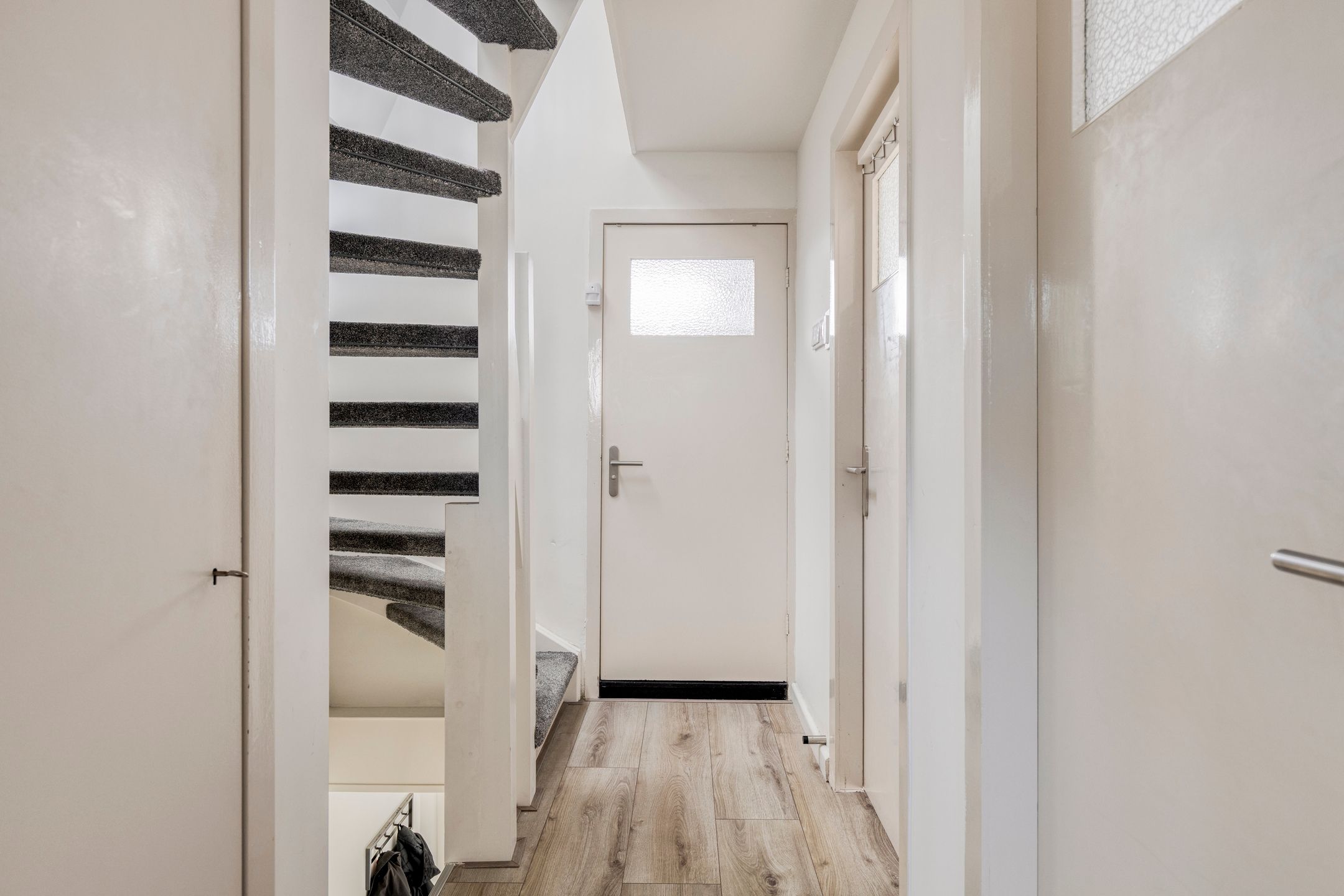 Photo 12 of Schiestraat 6