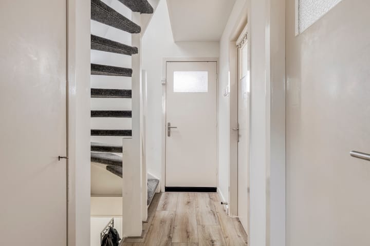 Tussenwoning te koop: Schiestraat 6, Purmerend