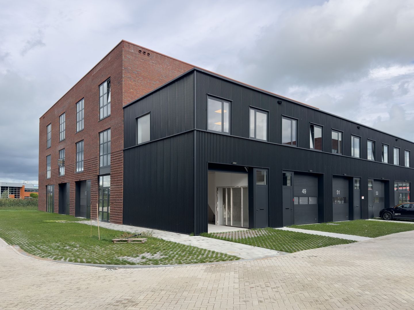Bekijk foto 1 van Steur 47