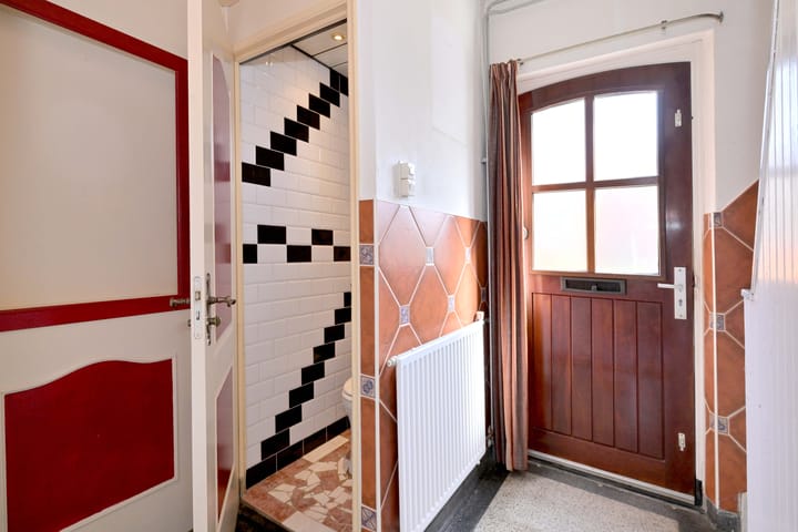 Photo 3 of Merelstraat 10