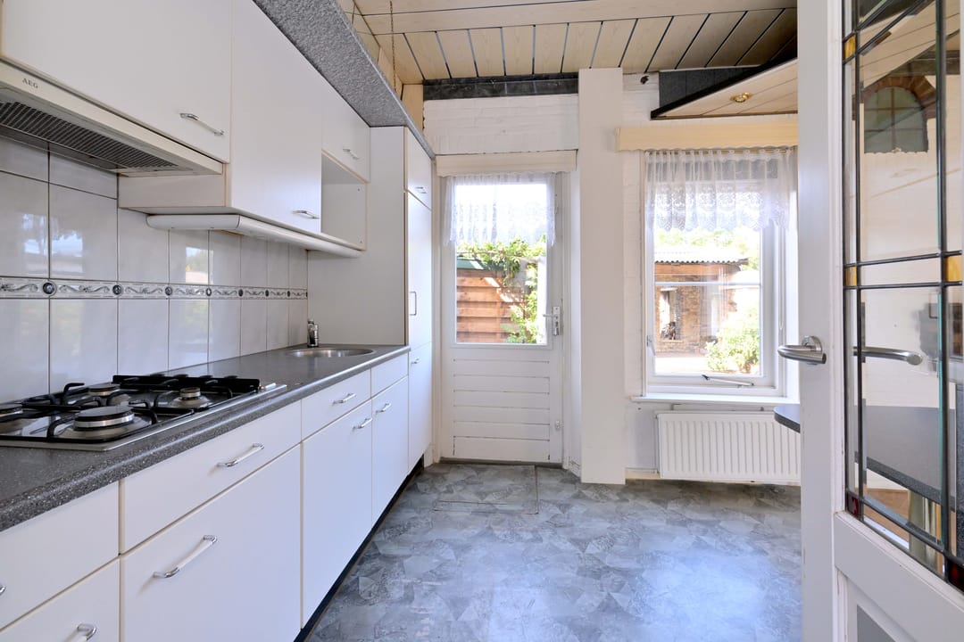 Photo 8 of Merelstraat 10
