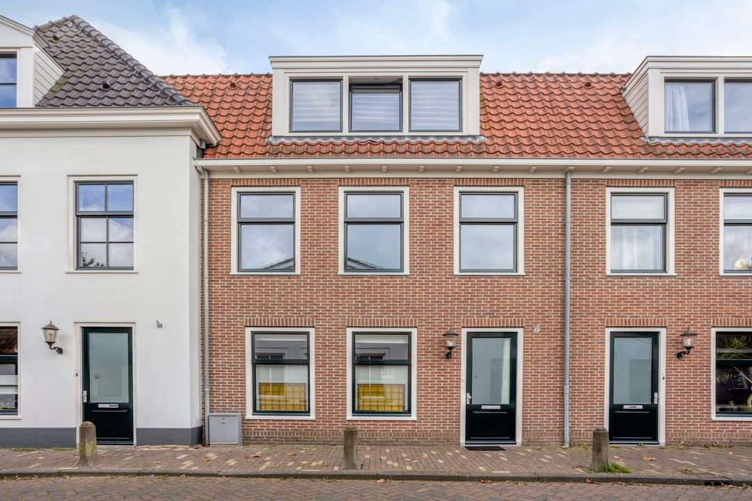 Photo 1 of Middelweg 1-D