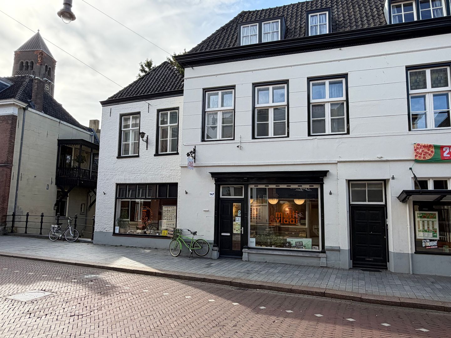 Bekijk foto 2 van Hinthamerstraat 147
