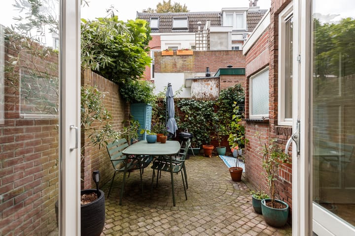 Tussenwoning te koop: Eikstraat 57, Utrecht
