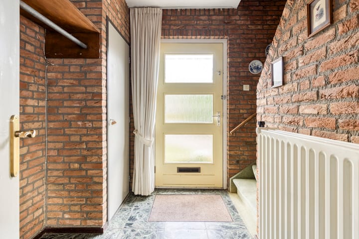 Twee-onder-één-kap te koop: Spoordonkseweg 86, Oirschot