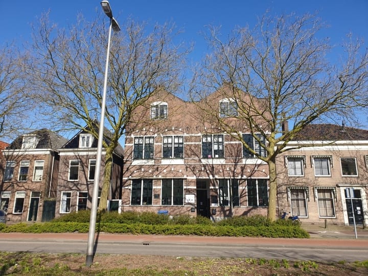 Venediën 25