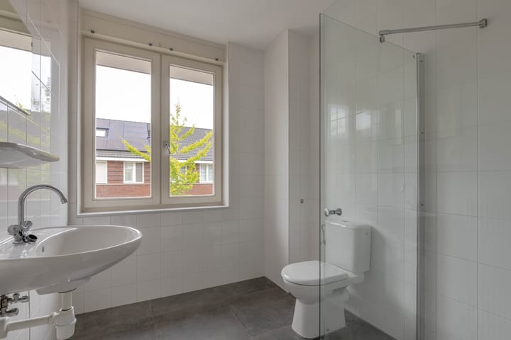 Foto 5 van Nieuwenhoornstraat 30