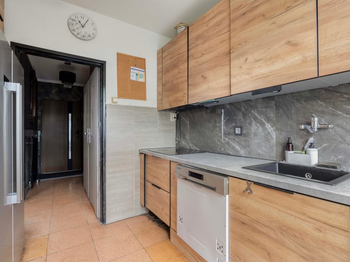 Tussenwoning te koop: Brommastraat 33, Tilburg