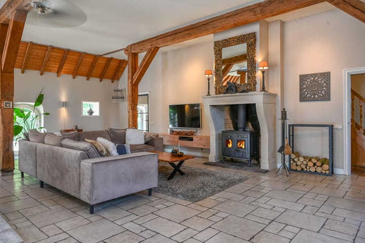 Vrijstaande woning te koop: Hoevelakenseweg 89, Terschuur