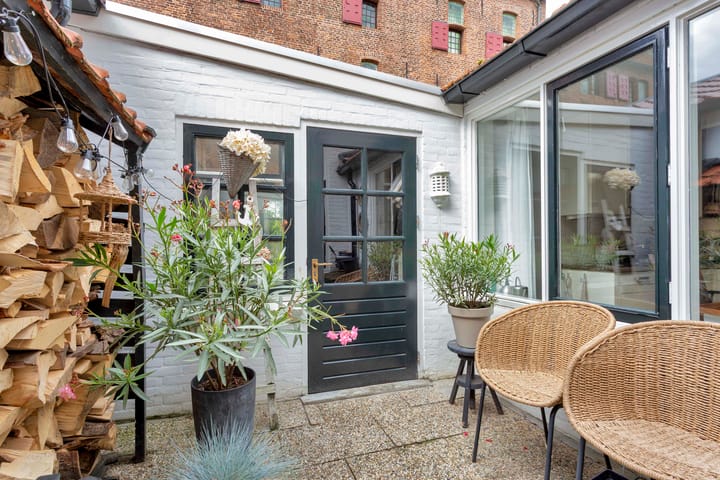 Hoekwoning te koop: Bas Backerlaan 11, Elburg