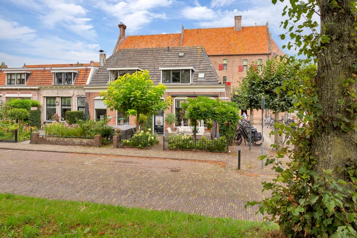 Hoekwoning te koop: Bas Backerlaan 11, Elburg