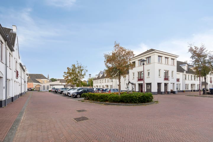 Tussenwoning te koop: De Ster 27, Wouw