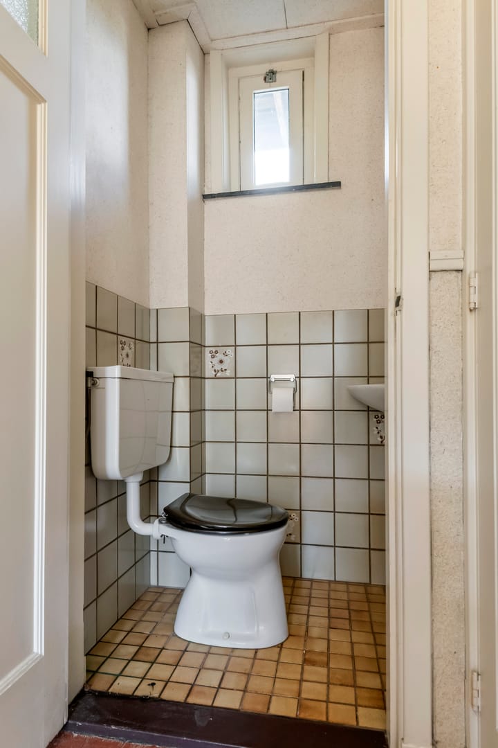 Tussenwoning te koop: Burgemeester Meslaan 2, Tiel