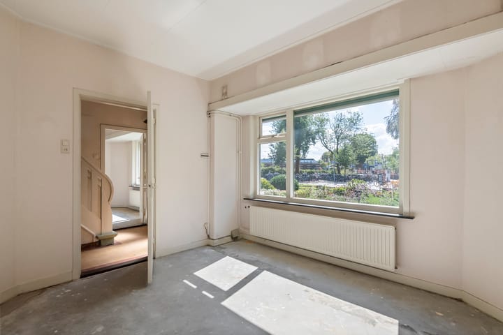 Tussenwoning te koop: Burgemeester Meslaan 2, Tiel