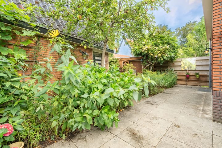 Hoekwoning te koop: Da Costalaan 1, Zeist