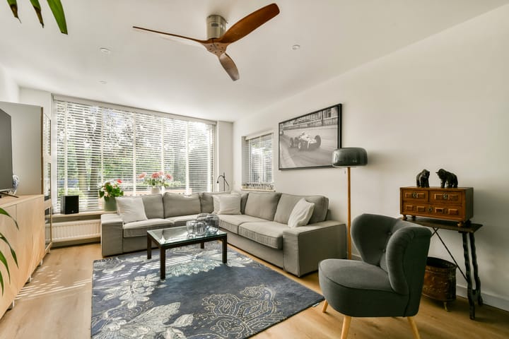 Hoekwoning te koop: Wilgenlaan 11, Amstelveen