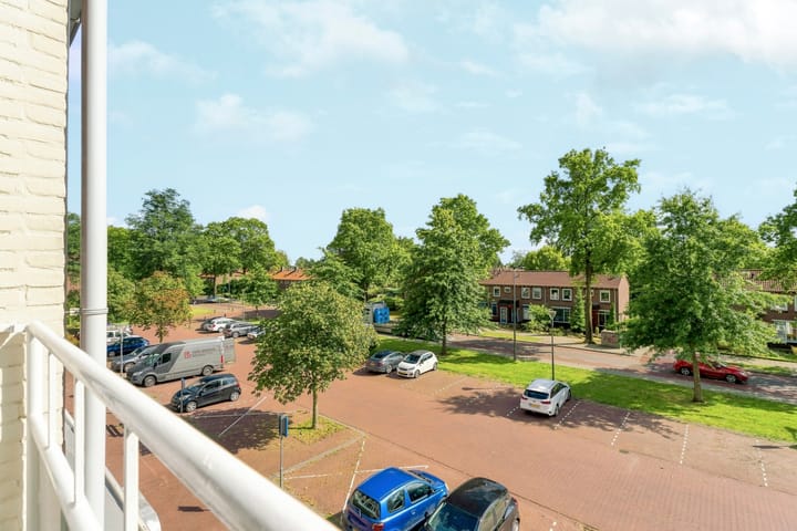 Appartement te koop: Roodborstlaan 17, Dieren