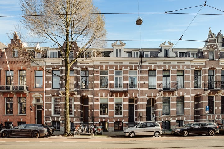 Tussenwoning te koop: Willemsparkweg 141, Amsterdam
