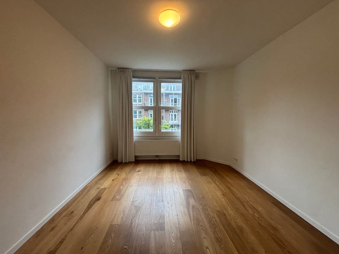 Photo 13 of Ruysdaelstraat 53-2