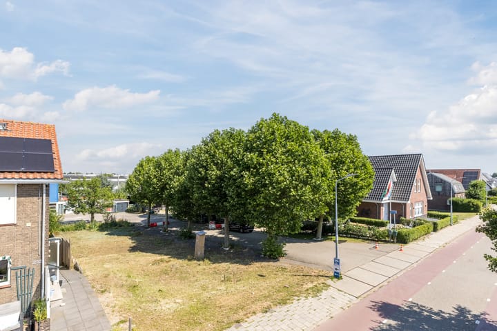 Photo 2 of Aalsmeerderdijk 250