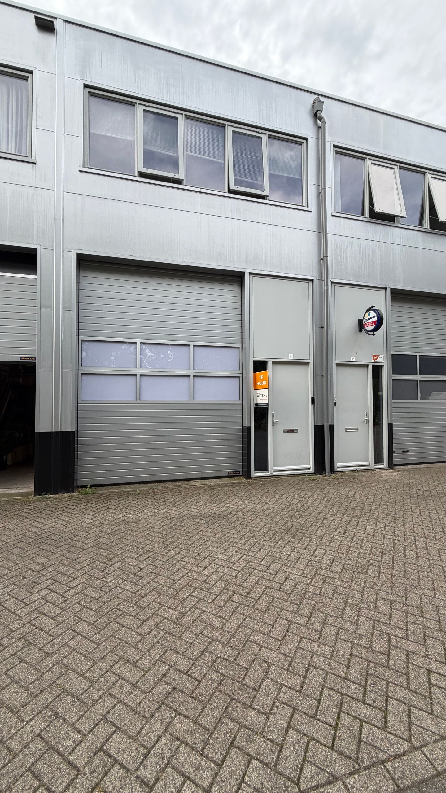 View photo 2 of Van de Reijtstraat 92