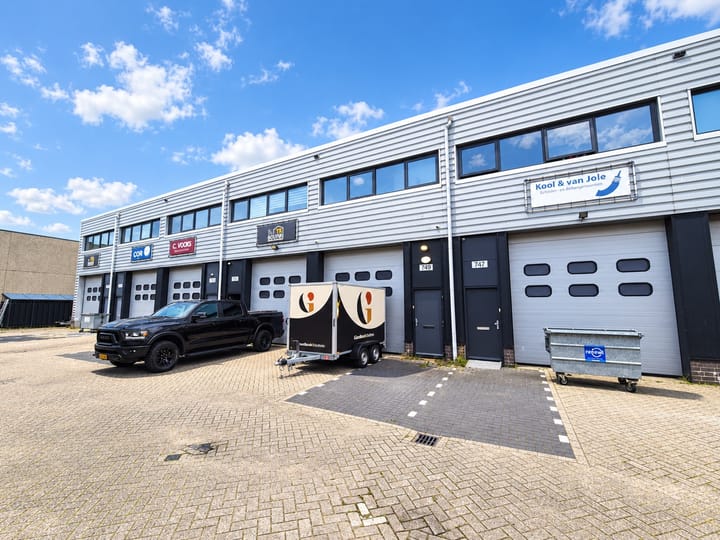 Vlotlaan 749, Monster