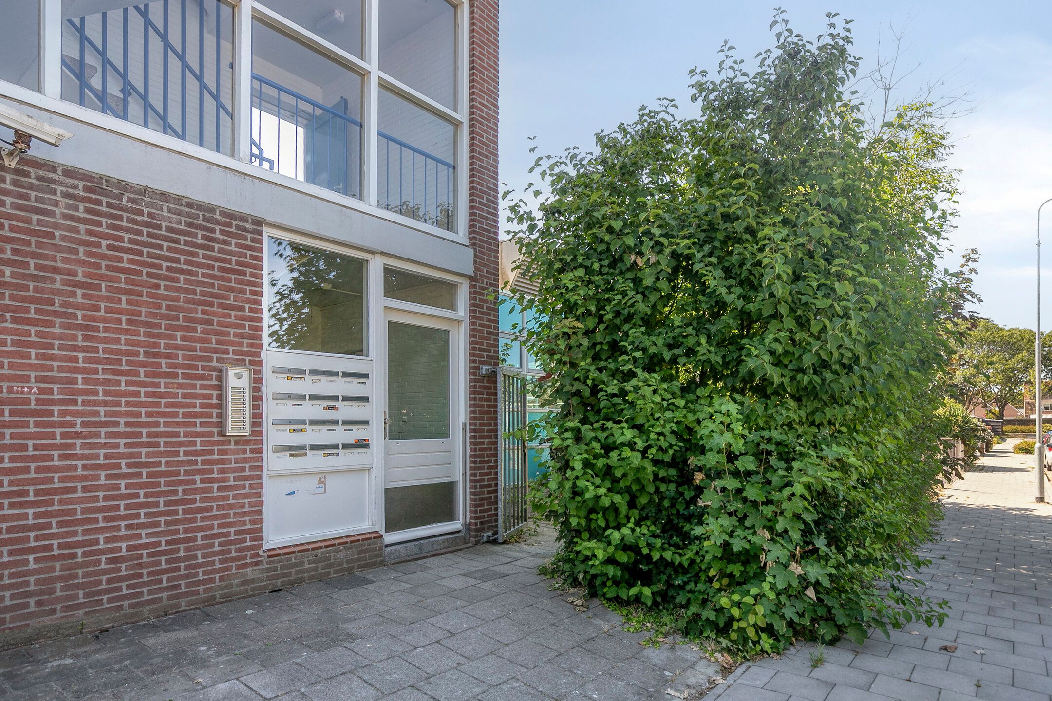 Photo 21 of Van Hogendorpweg 64