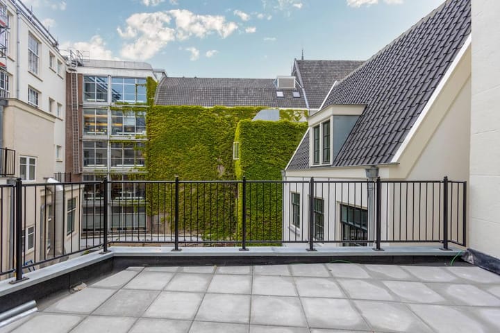Appartement te huur: Koningsplein 10A2, Amsterdam