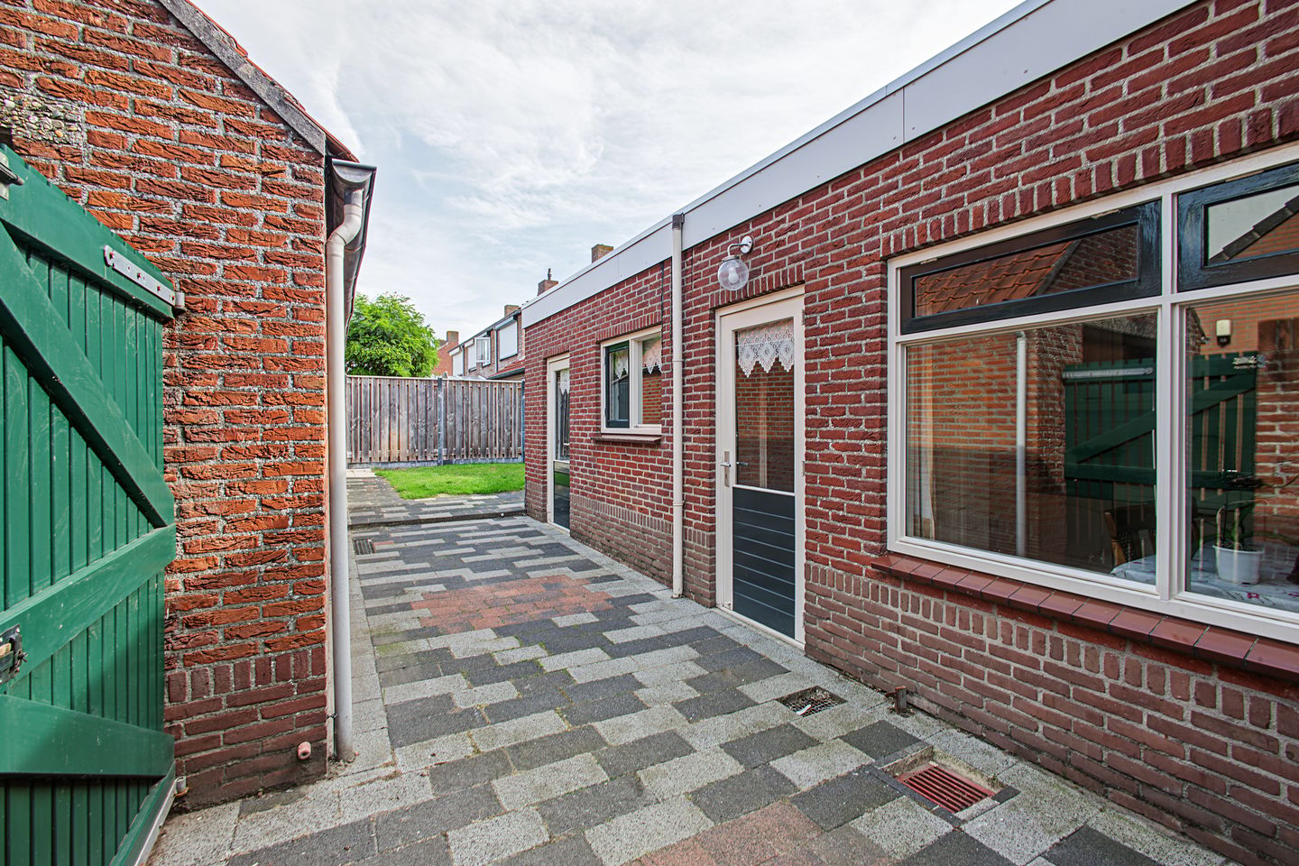 Photo 25 of Bossestraat 34-A