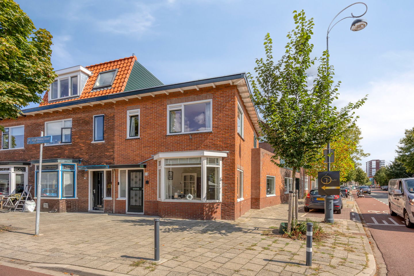 Bekijk foto 1 van Teding van Berkhoutstraat 45