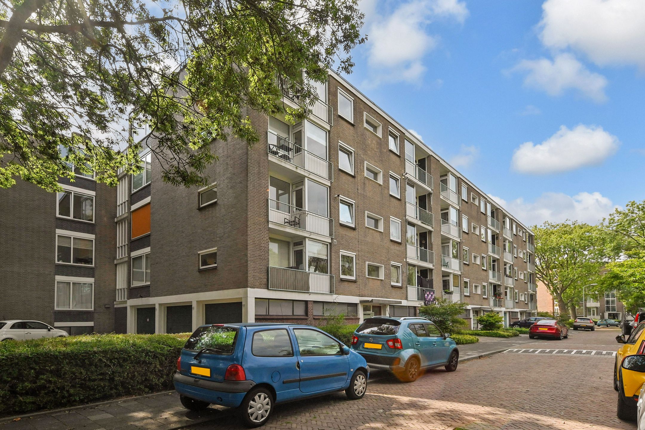 van Leeuwenstraat 56 