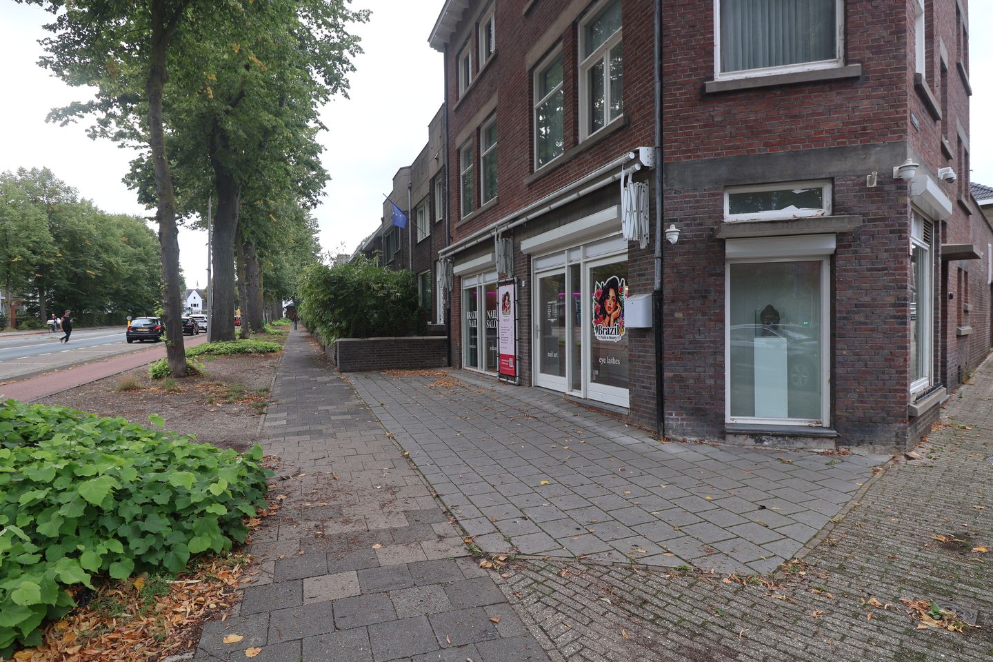 Bekijk foto 2 van Tongerseweg 82-A