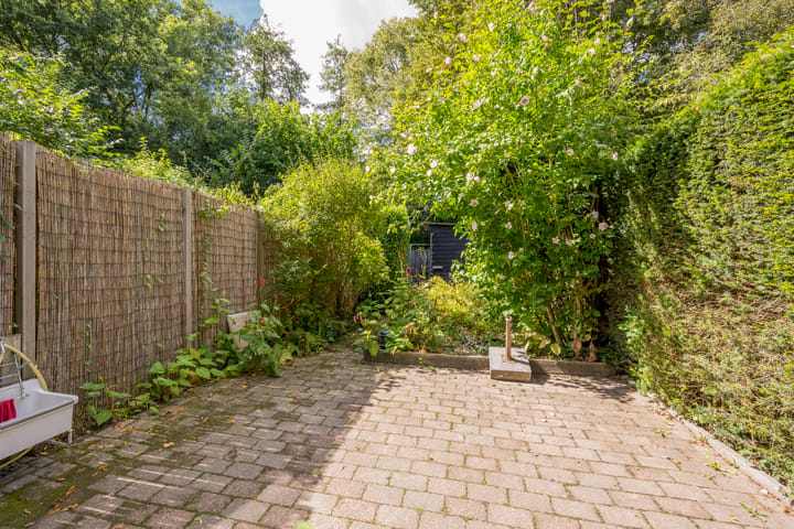Tussenwoning te huur: Krooneend 17, Leusden