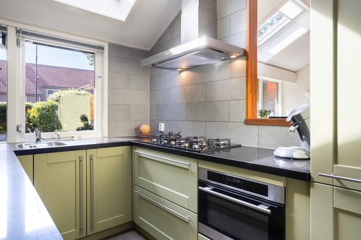 Tussenwoning te koop: Waagmeestershoeve 306, Apeldoorn