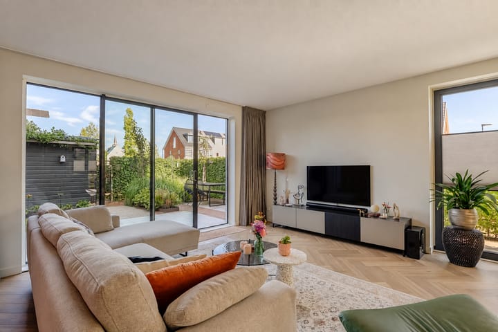 Hoekwoning te koop: Stelling van Amsterdam 12, Middenbeemster