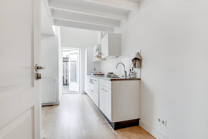 Studio te koop: Anthoniedijk 9C, Utrecht