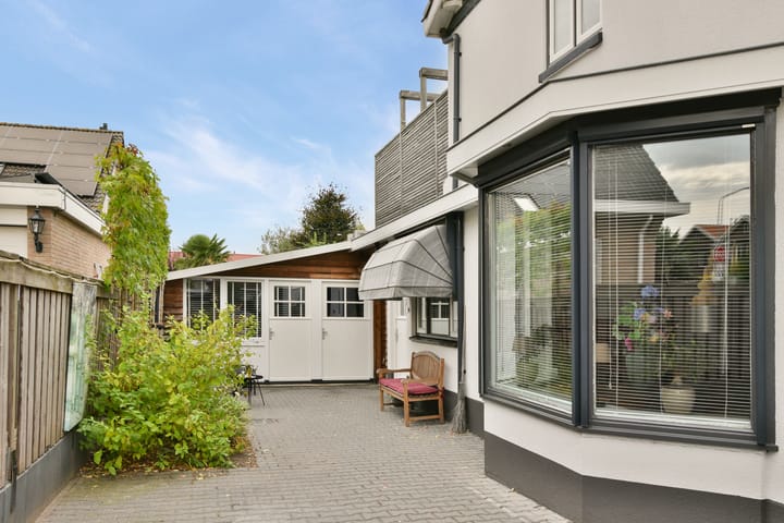 Twee-onder-één-kap te koop: Rechte Zandweg 46, Dordrecht