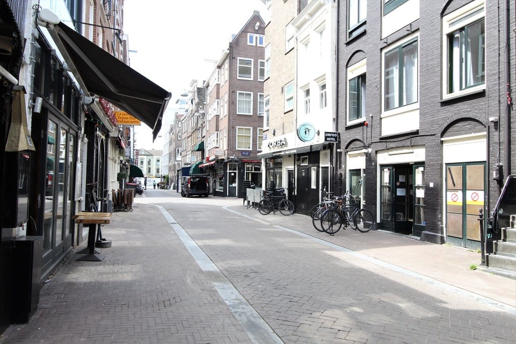 Foto 15 van Leidsekruisstraat 10-1