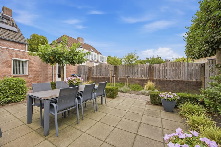 Tussenwoning te koop: Rietveldstraat 7, Dongen